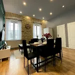 7 Kamienic 29 Lok 2a Vis A Vis Jasnej Gory 아파트 쳉스토호바