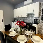 아파트 7 Kamienic 29 Lok 2a Vis A Vis Jasnej Gory