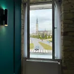 7 Kamienic 29 Lok 2a Vis A Vis Jasnej Gory 아파트 쳉스토호바