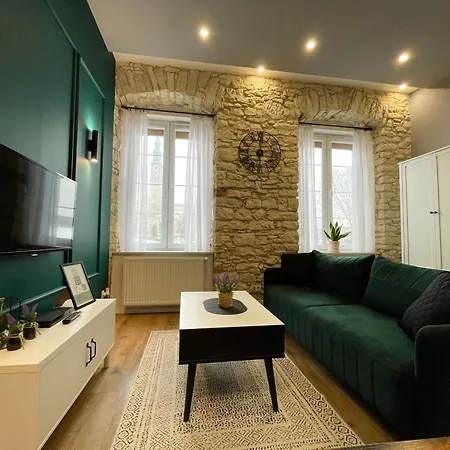 Apartment 7 Kamienic 29 Lok 2a Vis A Vis Jasnej Gory Czestochowa