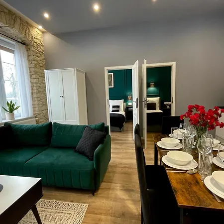 Apartmán 7 Kamienic 29 Lok 2a Vis A Vis Jasnej Gory *