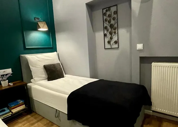 7 Kamienic 29 Lok 2a Vis A Vis Jasnej Gory Apartment Czestochowa