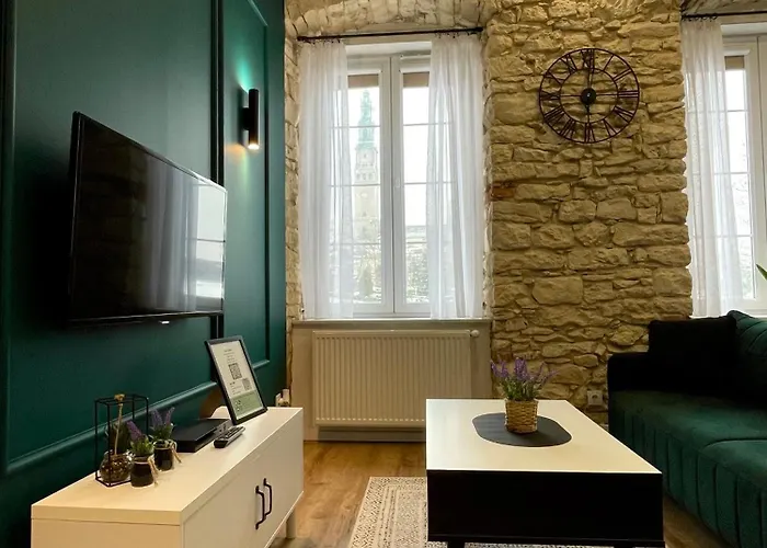 7 Kamienic 29 Lok 2a Vis A Vis Jasnej Gory Apartment Czestochowa