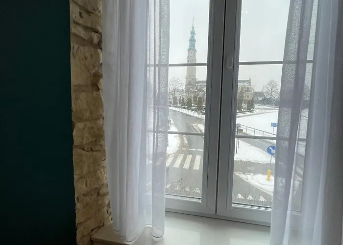 7 Kamienic 29 Lok 2a Vis A Vis Jasnej Gory Czestochowa